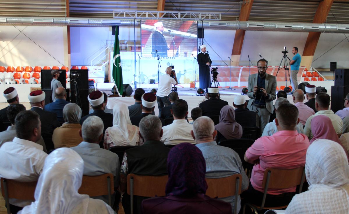 33d238f59ef6217410255e07b91b83b9