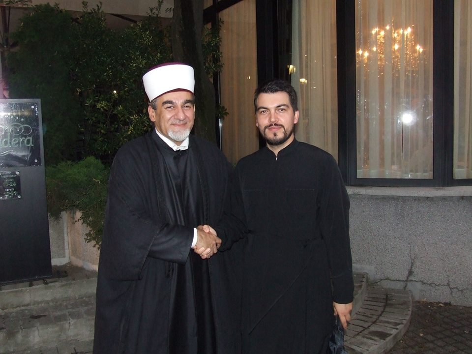 35281075 1752371728203977 1780969886491607040 n