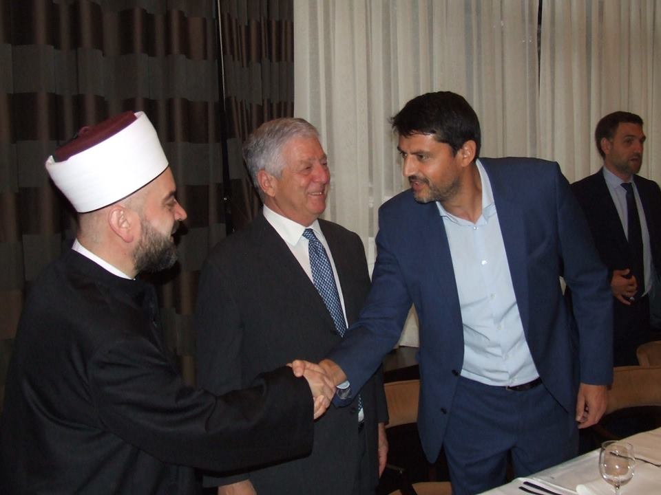 35288635 1752361384871678 5003394929972477952 n