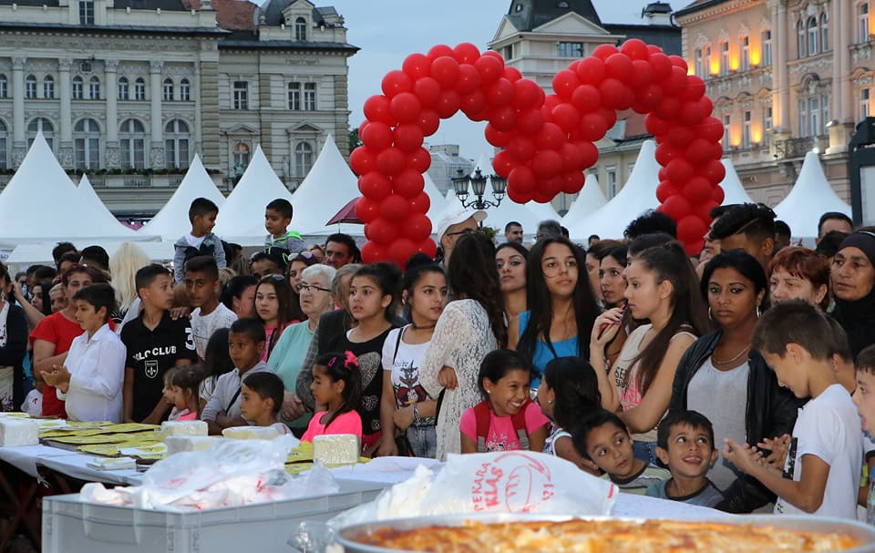 35425390 1595596437235948 4118272281313017856 n