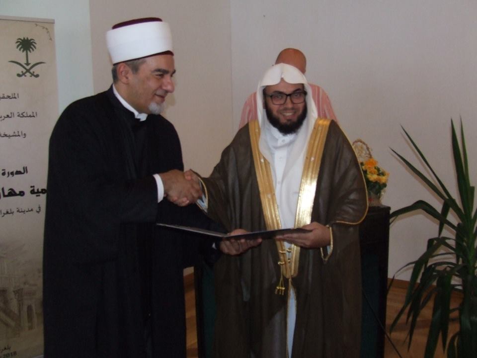 37807668 1817673111673838 3614156885856354304 n