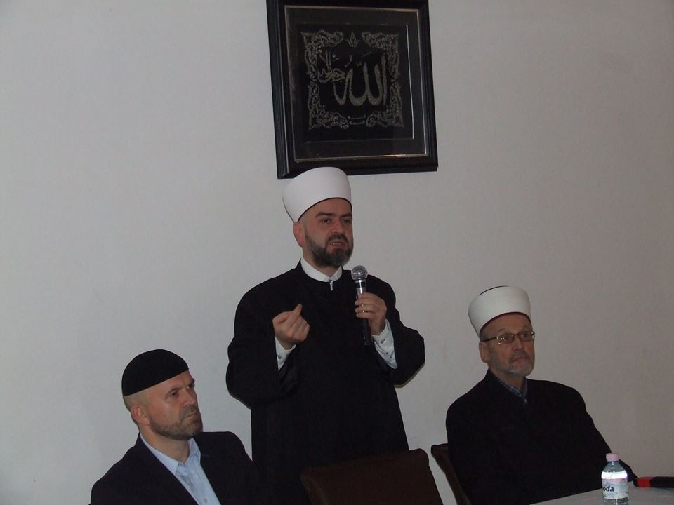 46750669 1998046386969842 4782057960786362368 n