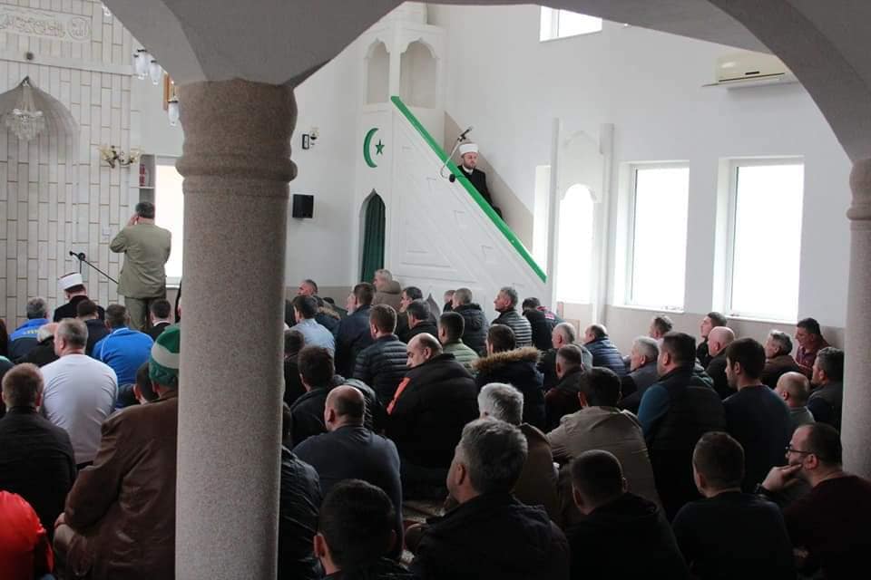 53731935 1188323344660229 876653948109324288 n