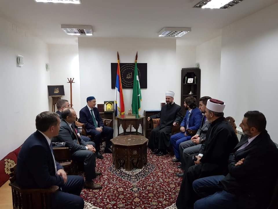 55462277 1199161533576410 4040856960386465792 n