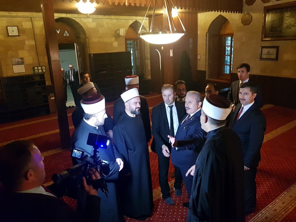 72582644 417724338936784 1026245374106402816 n