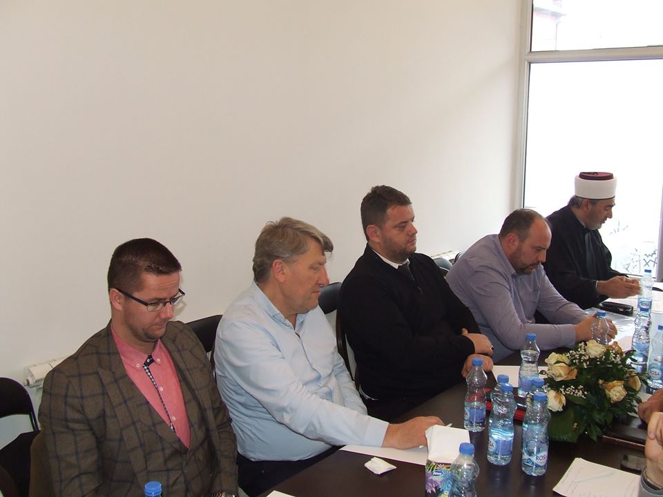 81455072 2707716676002806 461350474809868288 o