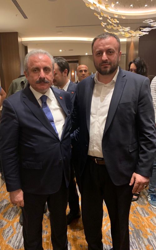 b0dca3a90be7293efc6b85c5cde2673d