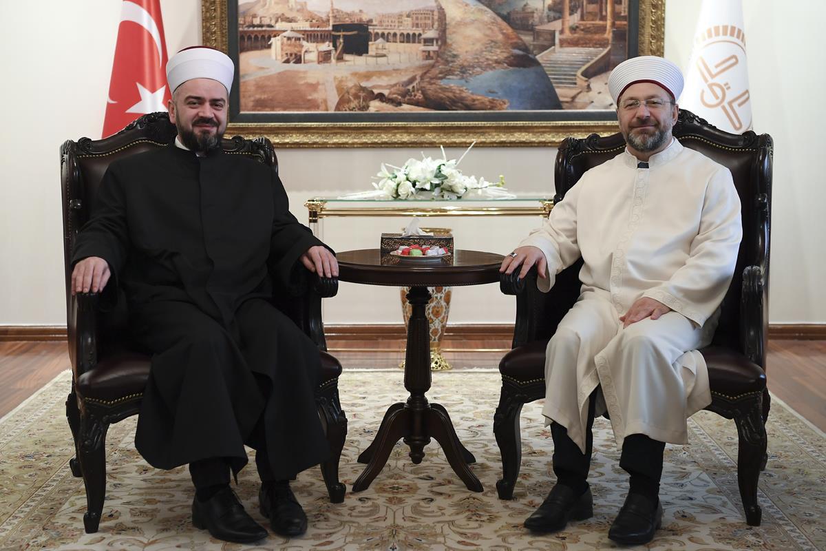 diyanet isleri baskani erbas sirbistan islam birligi reisul ulema nasufovici kabul etti 1