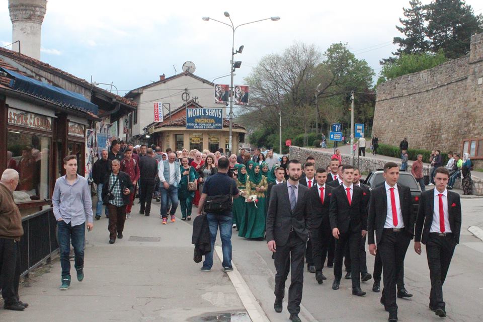 akademija setmja kroz grad
