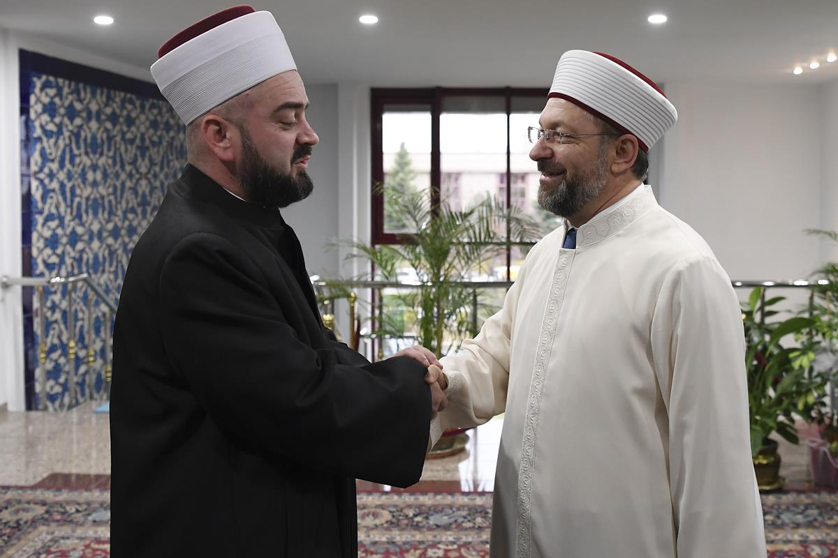 diyanet isleri baskani erbas sirbistan islam birligi reisul ulema nasufovici kabul etti