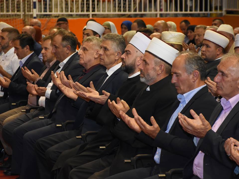 dova na ispracaju hadzija 1