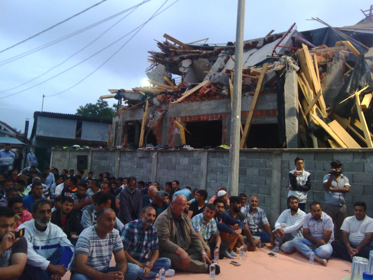 media share 0 02 05 6daa3e8c7c26a33fa71b4c74fb9c470fdf7074a5b0c5a5117d3947941d26481b Picture