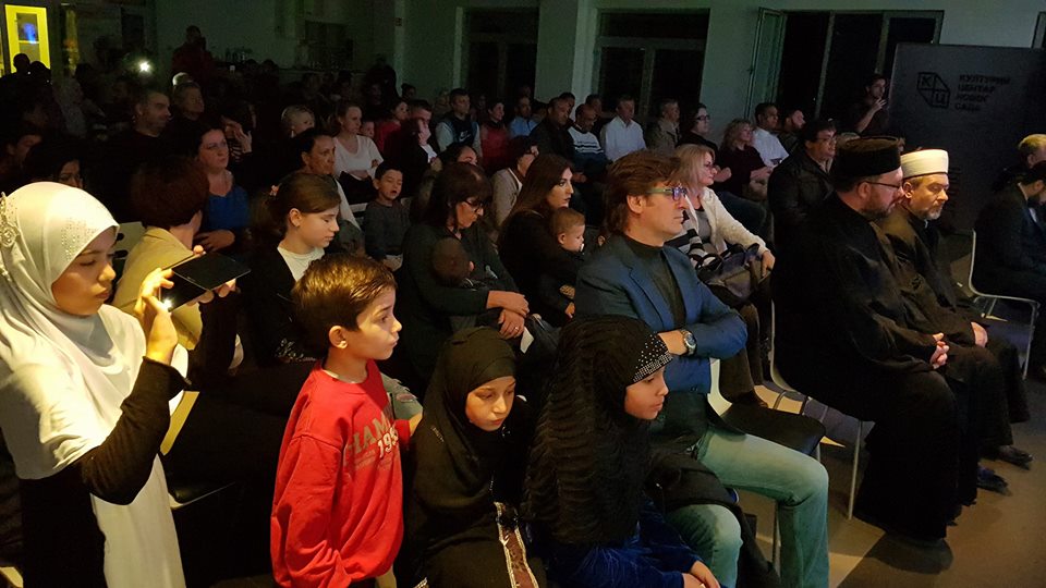 publika u Novom Sadu
